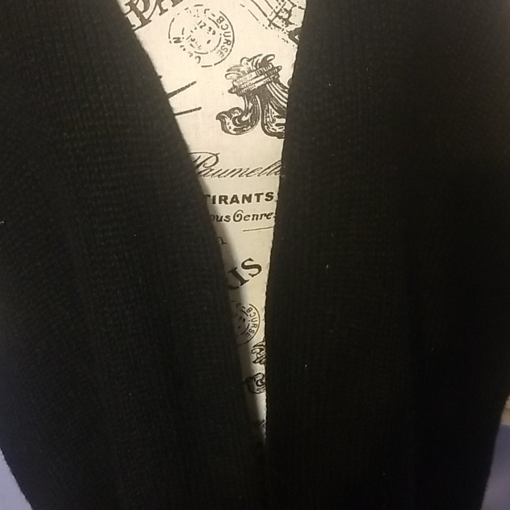 Cardigan - Picture 7 of 12